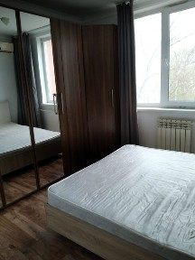 Сдам 2-х квартиру, в 4 микрорайон, рядом школа, детский сад, магазины