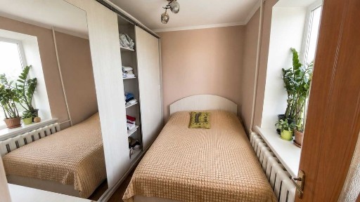 Продам 3х комнатную квартиру Аян Империя