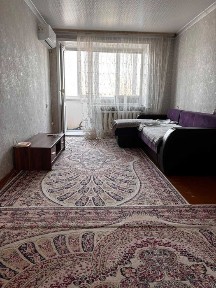 Продам 3- х комн квартиру в центре города