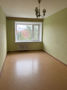 Продам квартиру из 2 комнат, 48 квадратов, зал и кухня объеденены