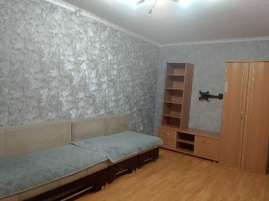 Сдам квартиру 100000