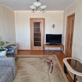 Продам трех комнатную квартиру