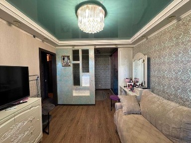 S Продам 1-ком на 3 мкр, не угловая 5/5 этаж, крыша в идеале
