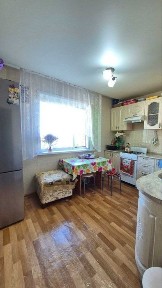 продам 2хкомнатную квартиру в 9 мкр