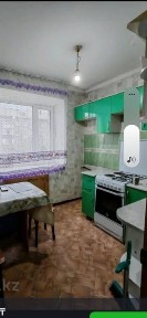 Продам двух коматную квартиру. На четырёхэтажном доме на 3 этаж