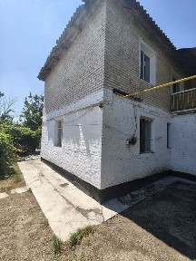 Продается двухэтажный дом