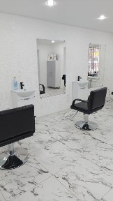Продам парикмахерскую, Сдам с последующим выкупомЦентр.