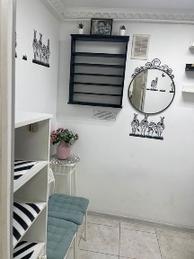 Сдам в аренду маникюрное педикюрный кабинет. Салон САТАН. в центре