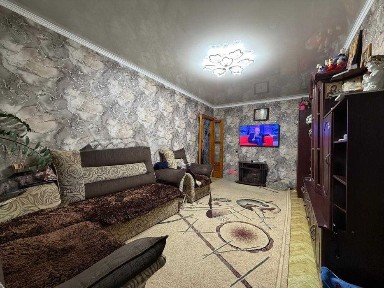 Продам 3 комнатную р-н КШГ.