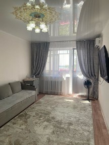 Прода квартиру двух комнатную. Квартира светлая уютная