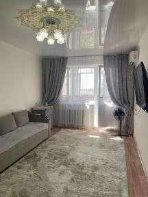 Прода квартиру двух комнатную. Квартира светлая уютная