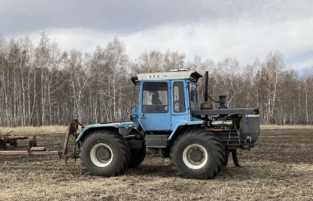Дом с приусадебным участком гаражом баней