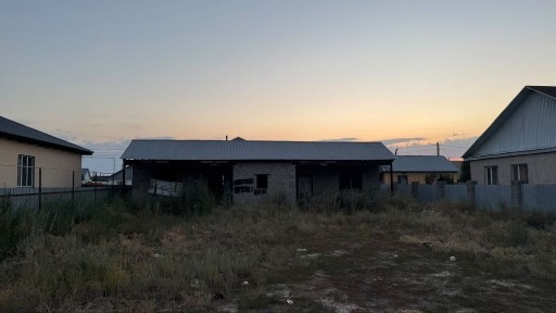 На продаже 4 комнатьный времянка