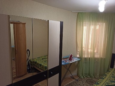 Сдам 2 х комнатную квартиру в 10 микрорайоне. На долгий срок