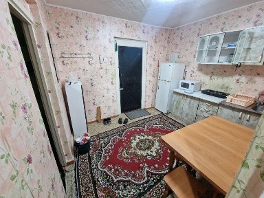 Сдам 2кв на жукова 41