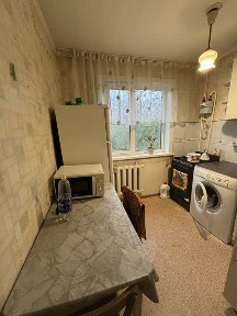 Продам 2 комнатную квартиру, в центре города, Бостандыкская 23.