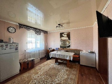 В продаже 1/2 часть дома в Заречном