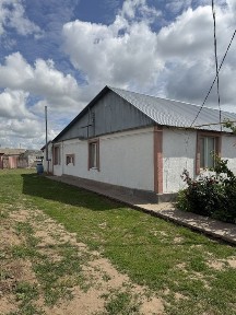 Үй сатылады. Жайық 2. Хабарласыңыздар