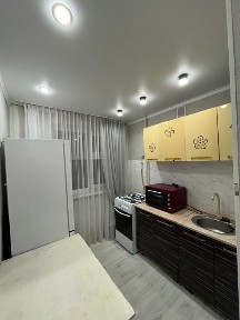 Продам 2-х комн. квартиру Жастык 9