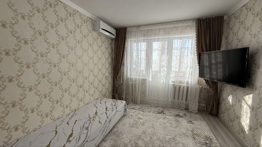 На 2 этаже продается 2х комнатная ул. Гурбы 106 с мебелью и техникой