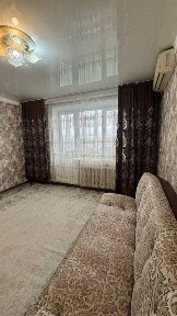 Продается 3 комнатная улучшенная квартира по ул. Камзина