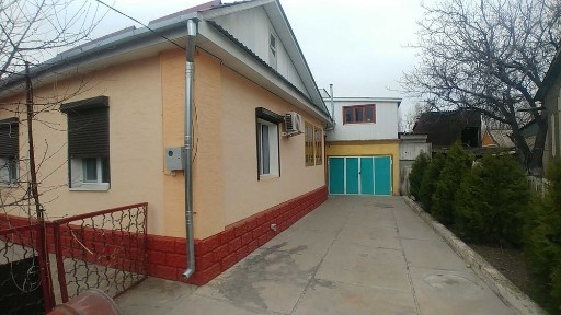 Продаётся 6-комн. дом, в районе Ж. Д. Вокзала (14 соток)