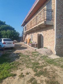 Продается двух этажный дом