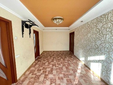 / Продам 4х ком квартиру 1а 2, 2 этаж! ТОРГ, можно в ипотеку