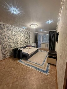 2х комнатная квартира с аккуратным ремонтом! Этаж 4, балкон есть!