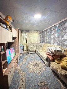 Продаю 2-х комн квартиру на 7 микр