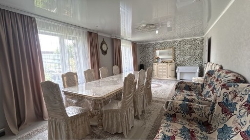 Продается жилой отдельно стоящий дом в мкр. Северо- Западный