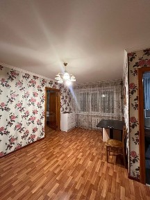 СРОЧНО Продам 2 комнатную квартиру по адресу Пл Победы 23
