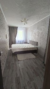 Сдам двухкомнатную квартиру по пр Абая 76/1.