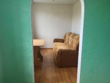 Продам 3-х комнатную квартиру ( маг. Уют )