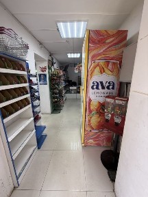 Продуктовый магазин с помещением