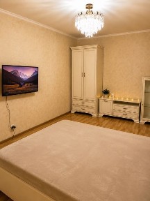 1-комнатная Посуточно. Район Парка 28-Панфиловцев.