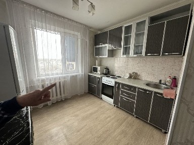 Машхур Жусуп 72 сдам 1 комн квартиру