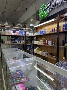 Продам готовое торговое место 8,1 м² с витринами