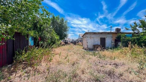 Дом в мкр Восточный, Танат империя