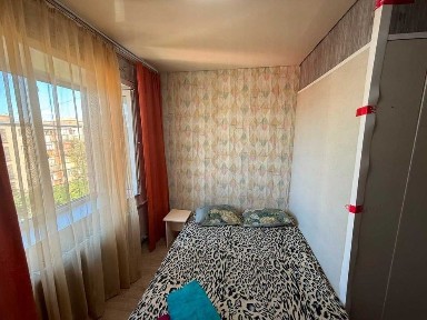 Малосемейка 1-комн. квартира, 12м², 5/5 этаж, Центр города.