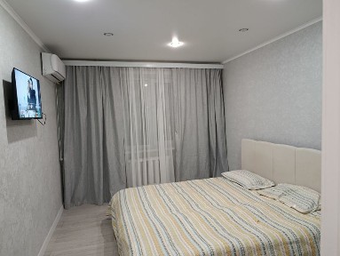 Сдам 2 ком. кв. на 19 мкр.