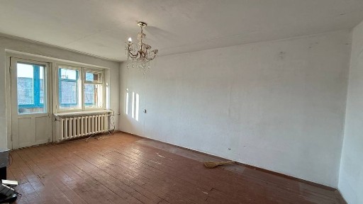 Продаётся 2х комнатная ул. Ердена 147 на 5 этаже не угловая