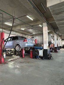 Сдаются в аренду подъемники в ТЦ “AUTOMART”