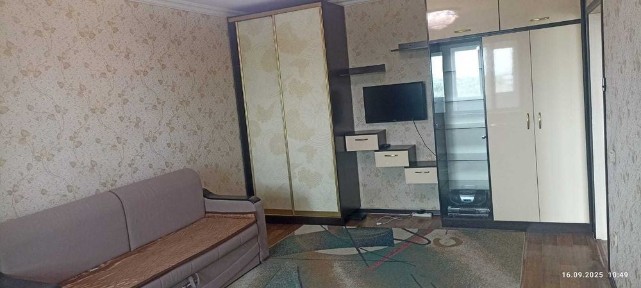 Сдам 1 комнатную благоустроенную квартиру на длительный срок