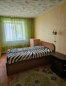 Продам 2х комнатную квартиру в районе Дом печати. Торг