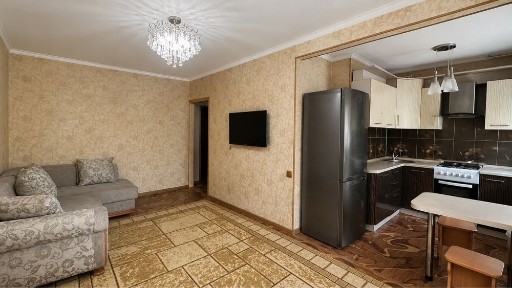 Караганда, Ержанова, 3этаж, 3комнаты