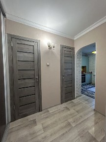 Продам 2-комнатную квартиру в спальном районе города