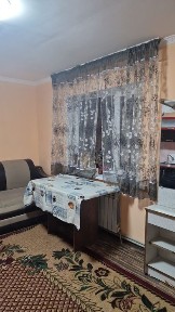 Сдам однуокомнатную квартиру в частном доме в ауэзовском районе