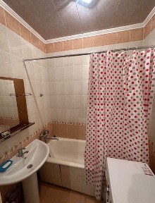 Продается 3-комнатная квартира в самом центре Тараза! 1-33-44