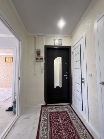 Продается 2-х комнатная квартира, в центре с ремонтом, немецкий дом